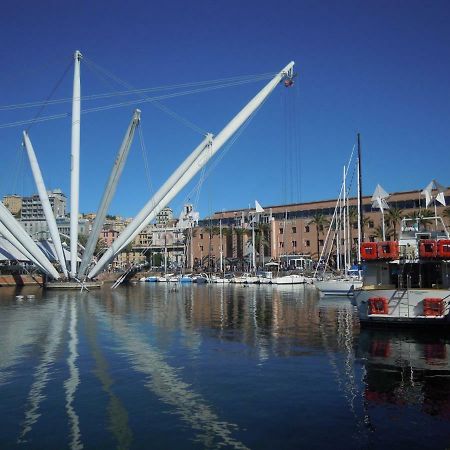 Una Porta Sul Porto Antico Genoa Exterior photo