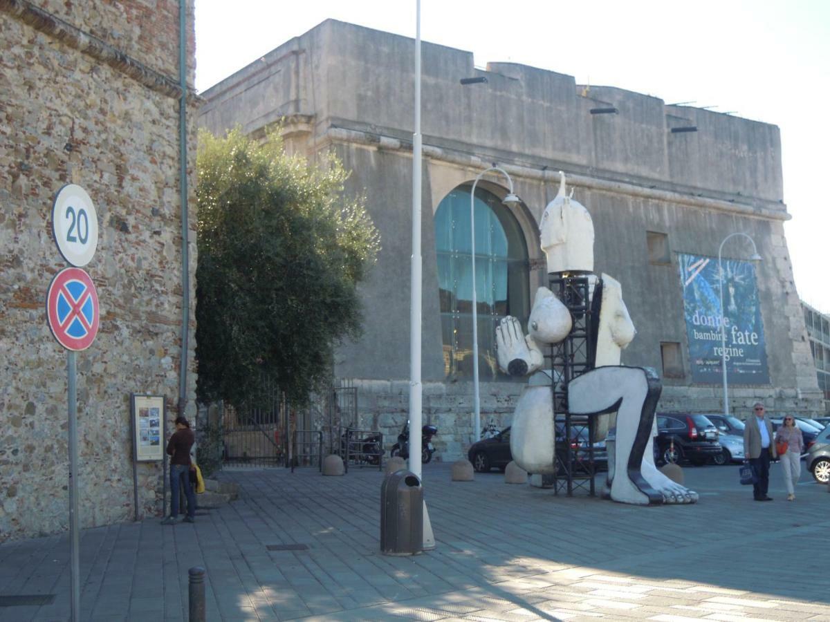 Una Porta Sul Porto Antico Genoa Exterior photo